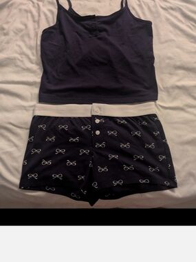 Women's Pajama Set Navy Blue And White Bows Tank Top and Shorts Like New